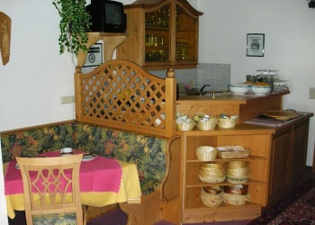 frühstücksbuffet pension apart garni rätikon in ischgl